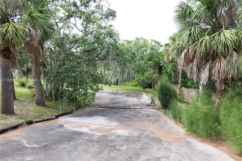 9701 SE Water Street Hobe Sound FL 33455
