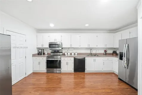 567 Racquet Club Road Weston FL 33326