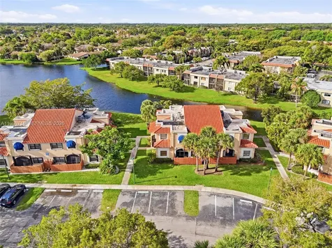 567 Racquet Club Road Weston FL 33326