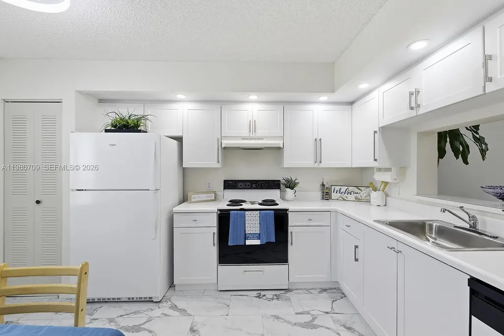1200 SW 137th Avenue Pembroke Pines FL 33027