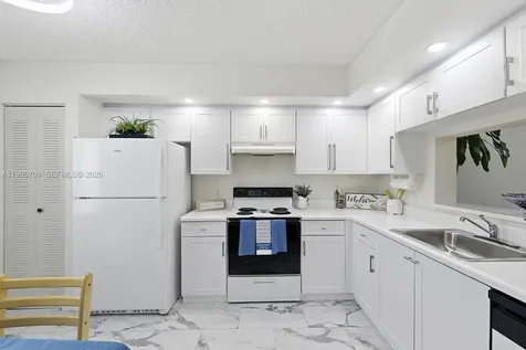 1200 SW 137th Avenue Pembroke Pines FL 33027