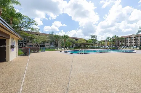 1200 SW 137th Avenue Pembroke Pines FL 33027