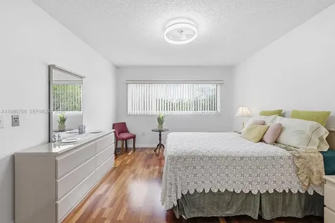 1200 SW 137th Avenue Pembroke Pines FL 33027