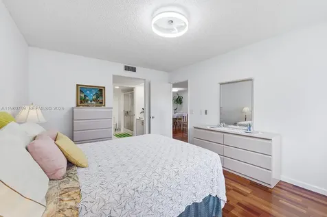 1200 SW 137th Avenue Pembroke Pines FL 33027