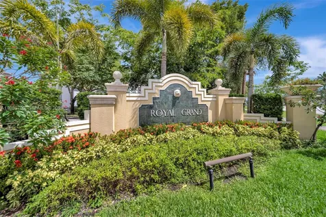 2620 S University Drive Davie FL 33328