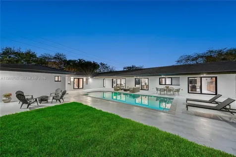 14323 SW 80th Avenue Palmetto Bay FL 33158
