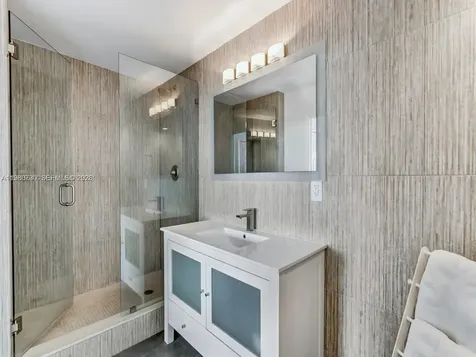 7135 Collins Avenue Miami Beach FL 33141
