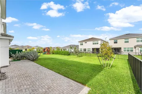 14209 Lace Bark Lane Westlake FL 33470