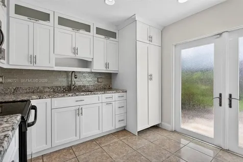 11160 NW 37th Street Sunrise FL 33351