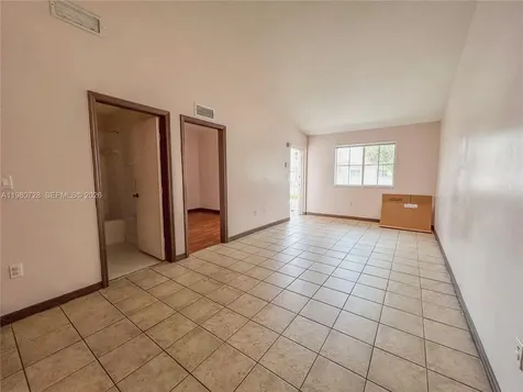 1270 SE 28th Court Homestead FL 33035
