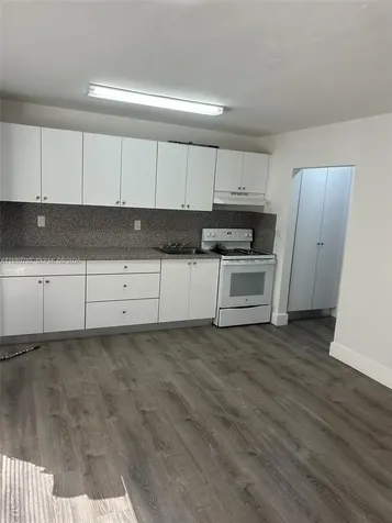 34 W 31st Street Hialeah FL 33012