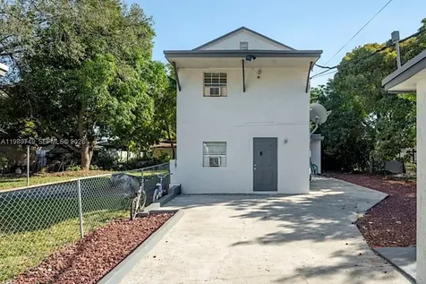 2378 NW 60th Street Miami FL 33142