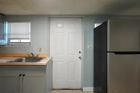 2378 NW 60th Street Miami FL 33142