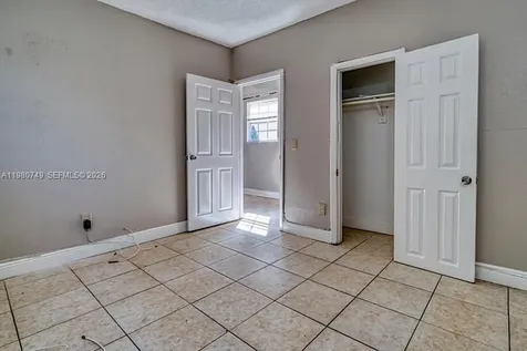 2378 NW 60th Street Miami FL 33142
