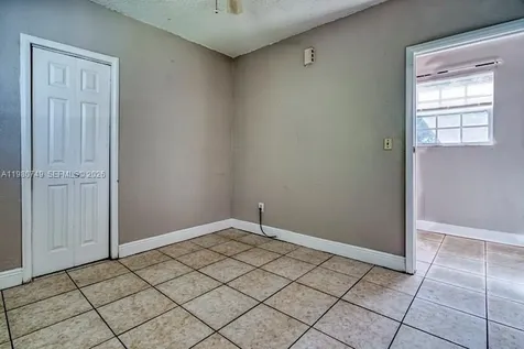 2378 NW 60th Street Miami FL 33142