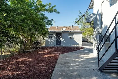 2378 NW 60th Street Miami FL 33142