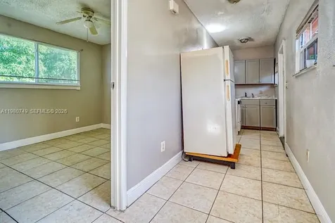 2378 NW 60th Street Miami FL 33142
