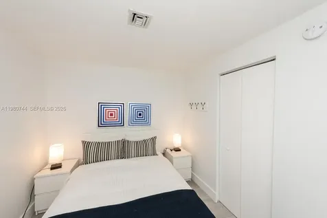 16385 Biscayne Boulevard North Miami Beach FL 33160