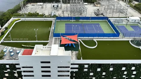 16385 Biscayne Boulevard North Miami Beach FL 33160