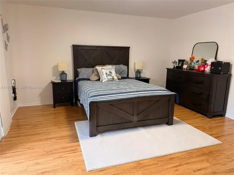 6641 NW 174th Terrace Hialeah FL 33015