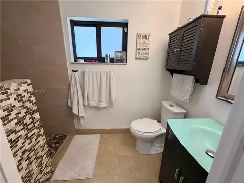 6641 NW 174th Terrace Hialeah FL 33015