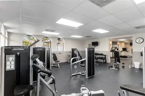 6641 NW 174th Terrace Hialeah FL 33015