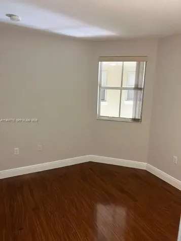 8826 W Flagler Street Miami FL 33174