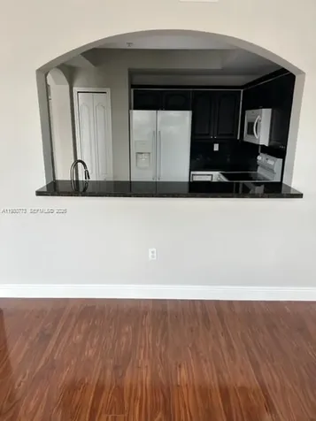8826 W Flagler Street Miami FL 33174