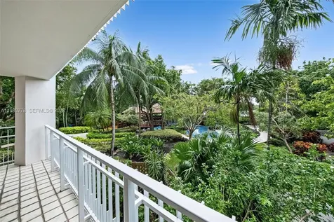 2000 Towerside Terrace Miami FL 33138