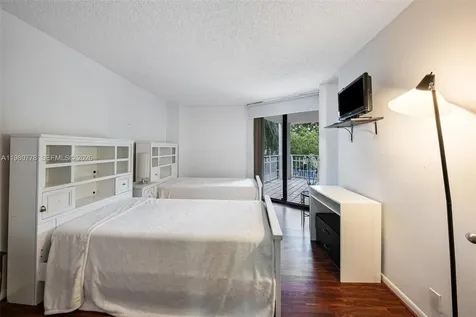 2000 Towerside Terrace Miami FL 33138