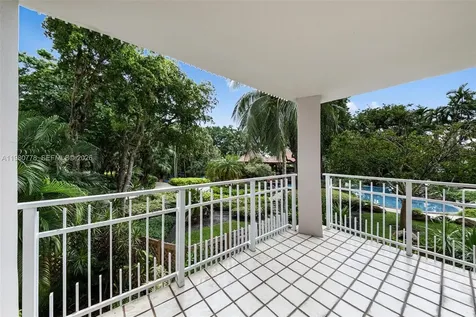 2000 Towerside Terrace Miami FL 33138