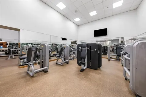 2000 Towerside Terrace Miami FL 33138