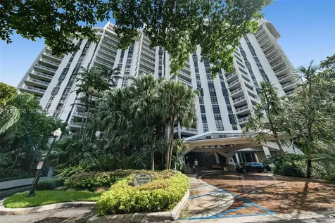 2000 Towerside Terrace Miami FL 33138