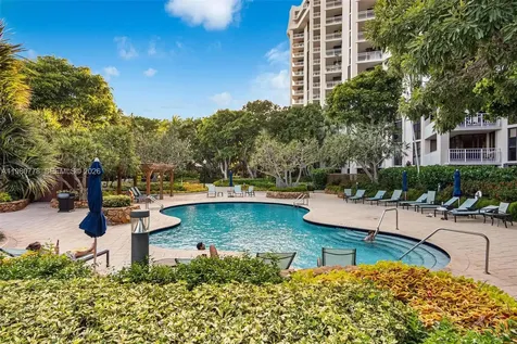 2000 Towerside Terrace Miami FL 33138