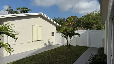 216 NW 12th Street Pompano Beach FL 33060