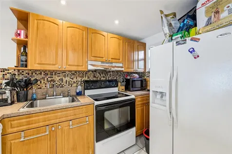 1901 NW S River Drive Miami FL 33125