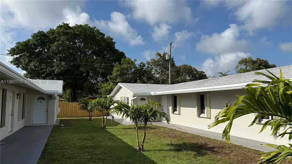 220 NW 12th Street Pompano Beach FL 33060