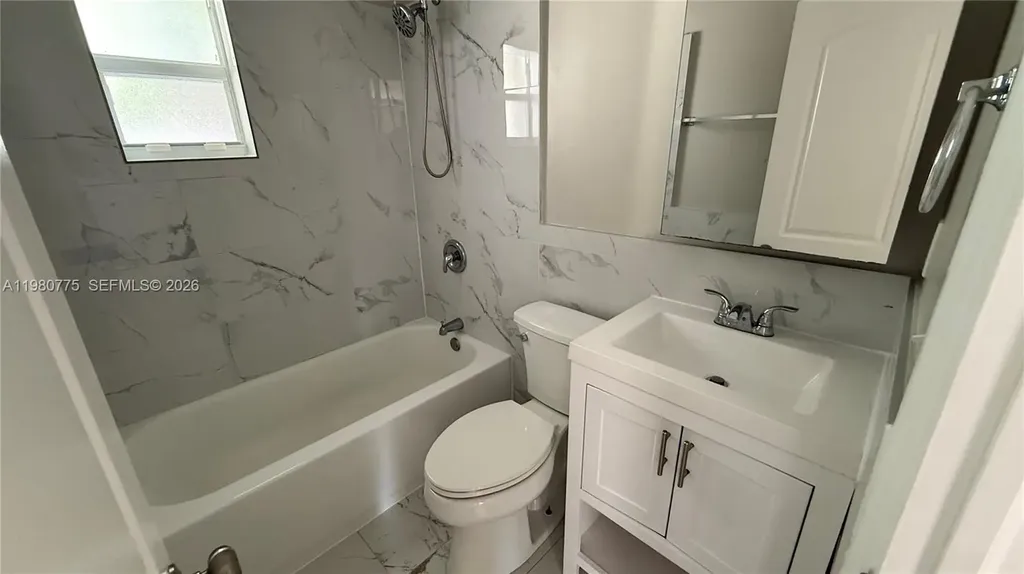 220 NW 12th Street Pompano Beach FL 33060