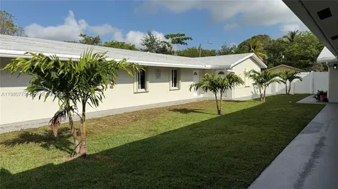 220 NW 12th Street Pompano Beach FL 33060