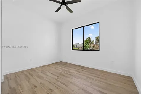 3040 NW 24th Street Fort Lauderdale FL 33311