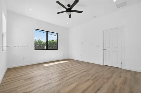 3040 NW 24th Street Fort Lauderdale FL 33311