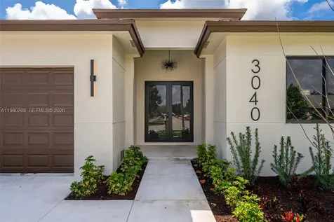3040 NW 24th Street Fort Lauderdale FL 33311