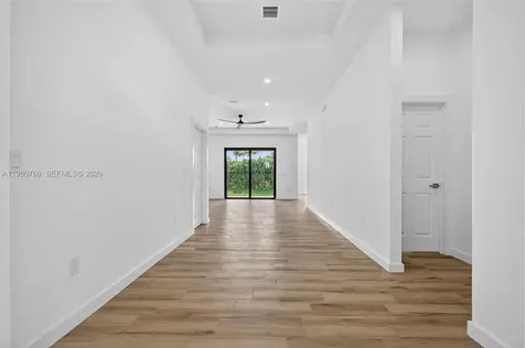 3040 NW 24th Street Fort Lauderdale FL 33311