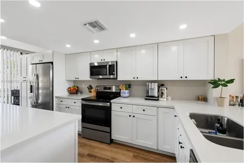 2800 SW 87th Avenue Davie FL 33328