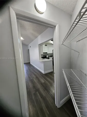 216 Lake Pointe Drive Oakland Park FL 33309