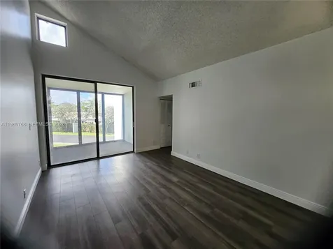 216 Lake Pointe Drive Oakland Park FL 33309