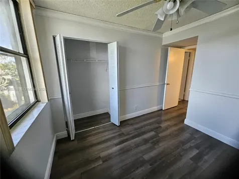 216 Lake Pointe Drive Oakland Park FL 33309