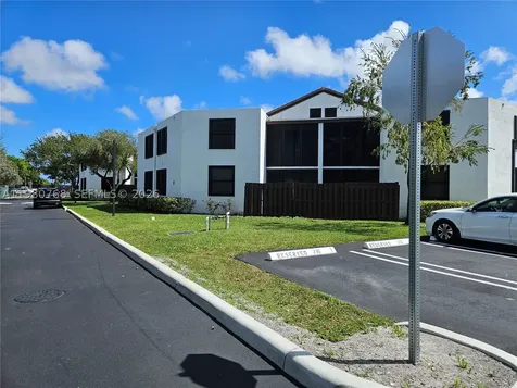 216 Lake Pointe Drive Oakland Park FL 33309