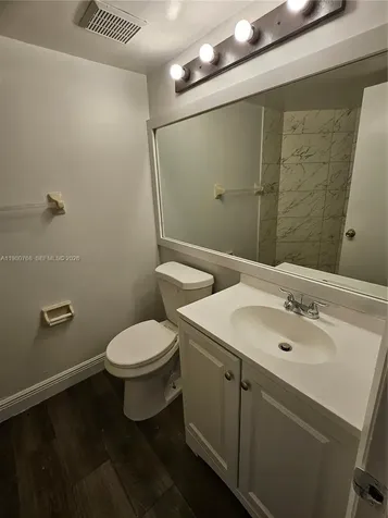 216 Lake Pointe Drive Oakland Park FL 33309