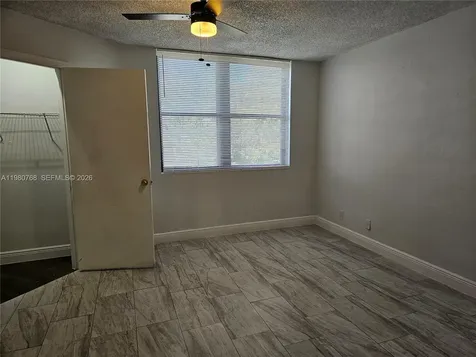 216 Lake Pointe Drive Oakland Park FL 33309